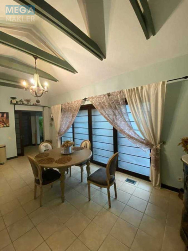 Продаж дома, 2&nbsp;поверху, 274&nbsp;кв.м, 7&nbsp;кімнат, ділянка 12&nbsp;соток, <a class="location-link" href="/gorenichi/" title="Недвижимость Гореничі">Гореничі</a>, Снайпера (изображение 5)