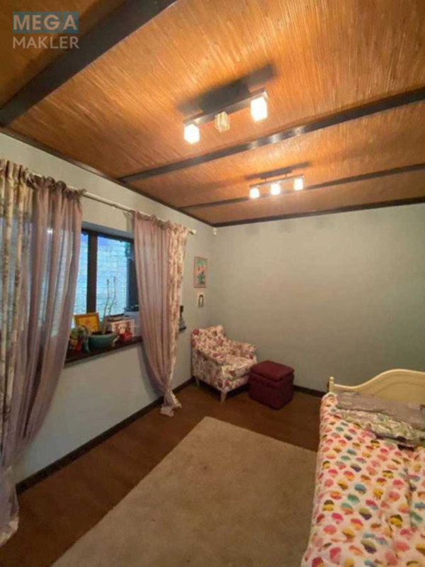 Продаж дома, 2&nbsp;поверху, 274&nbsp;кв.м, 7&nbsp;кімнат, ділянка 12&nbsp;соток, <a class="location-link" href="/gorenichi/" title="Недвижимость Гореничі">Гореничі</a>, Снайпера (изображение 15)