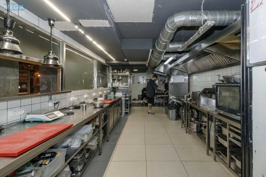 Продаж комерційної нерухомості, 358&nbsp;кв.м, <a class="location-link" href="/kiev/" title="Недвижимость Київ">Київ</a>, <a class="location-link" href="/kiev/shevchenkovskij/" title="Недвижимость Шевченківський район">Шевченківський р-н</a>, Велика Васильківська вул., 1-3/2 (изображение 21)