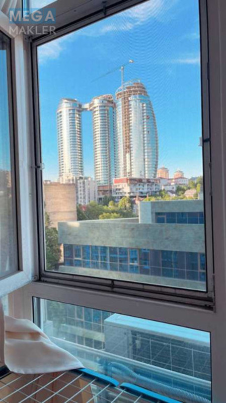 Оренда 4 кімнатні квартири, <a class="location-link" href="/kiev/" title="Недвижимость Київ">Київ</a>, <a class="location-link" href="/kiev/pecherskij/" title="Недвижимость Печерський район">Печерський р-н</a>, Саперне Поле вул., 14/55 (изображение 25)
