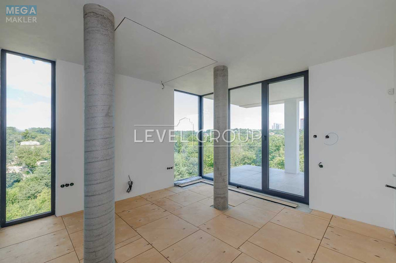 Продаж дома, 2 поверху, 350 кв.м, 5 кімнат, ділянка 9,50 соток, <a class="location-link" href="/kiev/" title="Недвижимость Київ">Київ</a>, <a class="location-link" href="/kiev/goloseevskij/" title="Недвижимость Голосіївський район">Голосіївський р-н</a>, Парникова вул., 5 (изображение 8)