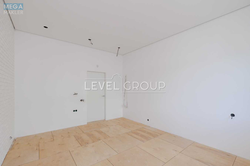 Продаж дома, 2 поверху, 350 кв.м, 5 кімнат, ділянка 9,50 соток, <a class="location-link" href="/kiev/" title="Недвижимость Київ">Київ</a>, <a class="location-link" href="/kiev/goloseevskij/" title="Недвижимость Голосіївський район">Голосіївський р-н</a>, Парникова вул., 5 (изображение 13)