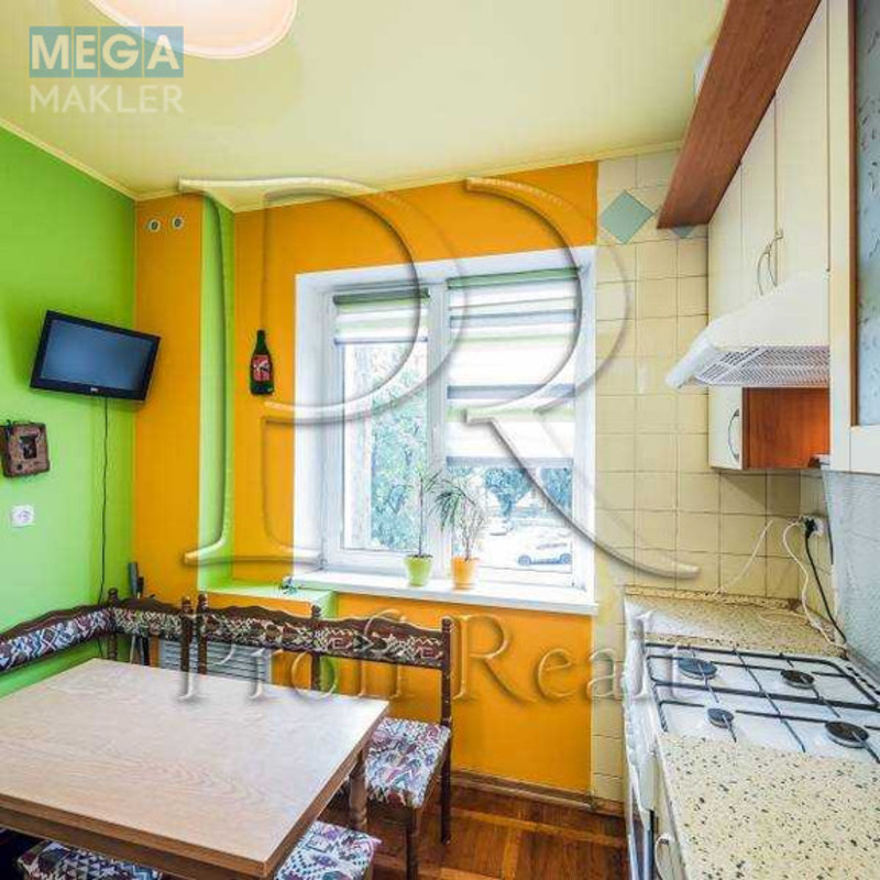 Продаж 3 кімнатної квартири (71/42/9), 3 пов. 9 пов. будинку, <a class="location-link" href="/kiev/" title="Недвижимость Київ">Київ</a>, <a class="location-link" href="/kiev/svyatoshinskij/" title="Недвижимость Святошинський район">Святошинський р-н</a>, Григоровича-Барського вулиця, 7 (изображение 3)
