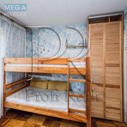 Продаж 3 кімнатної квартири (71/42/9), 3 пов. 9 пов. будинку, <a class="location-link" href="/kiev/" title="Недвижимость Київ">Київ</a>, <a class="location-link" href="/kiev/svyatoshinskij/" title="Недвижимость Святошинський район">Святошинський р-н</a>, Григоровича-Барського вулиця, 7 (изображение 10)