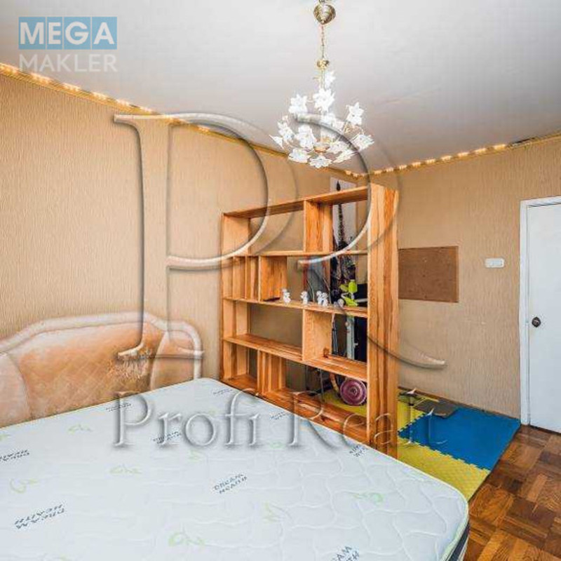 Продаж 3 кімнатної квартири (71/42/9), 3 пов. 9 пов. будинку, <a class="location-link" href="/kiev/" title="Недвижимость Київ">Київ</a>, <a class="location-link" href="/kiev/svyatoshinskij/" title="Недвижимость Святошинський район">Святошинський р-н</a>, Григоровича-Барського вулиця, 7 (изображение 11)