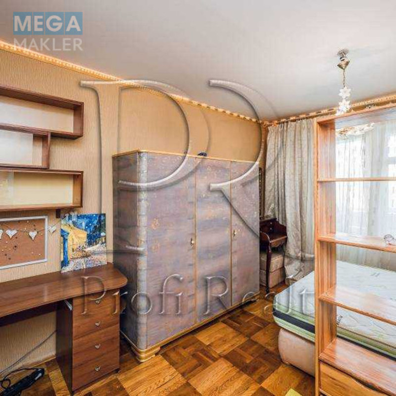 Продаж 3 кімнатної квартири (71/42/9), 3 пов. 9 пов. будинку, <a class="location-link" href="/kiev/" title="Недвижимость Київ">Київ</a>, <a class="location-link" href="/kiev/svyatoshinskij/" title="Недвижимость Святошинський район">Святошинський р-н</a>, Григоровича-Барського вулиця, 7 (изображение 13)