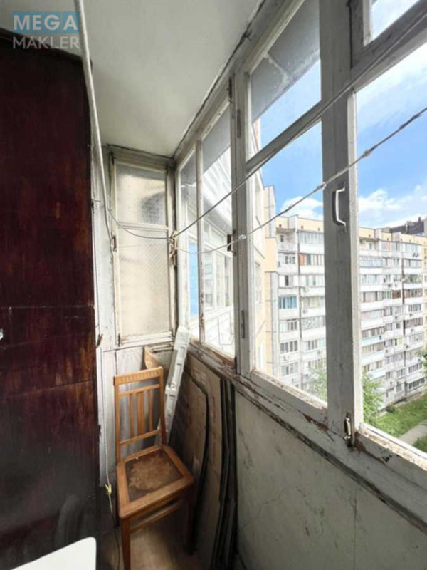 Продаж 3 кімнатної квартири (70,9/42,1/6,5), 8 пов. 9 пов. будинку, <a class="location-link" href="/kiev/" title="Недвижимость Київ">Київ</a>, <a class="location-link" href="/kiev/darnickij/" title="Недвижимость Дарницький район">Дарницький р-н</a>, Харьковское шоссе, 61А (изображение 6)