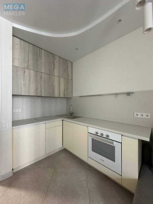 Оренда 1 кімнатної квартири, <a class="location-link" href="/kiev/" title="Недвижимость Київ">Київ</a>, <a class="location-link" href="/kiev/pecherskij/" title="Недвижимость Печерський район">Печерський р-н</a>, Джона Маккейна вул., 1А (изображение 7)
