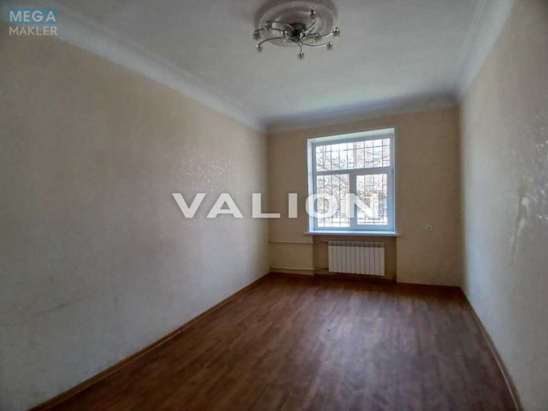 Продаж 2 кімнатної квартири (51,9/30/7,7), 1 пов. 5 пов. будинку, <a class="location-link" href="/kiev/" title="Недвижимость Київ">Київ</a>, <a class="location-link" href="/kiev/pecherskij/" title="Недвижимость Печерський район">Печерський р-н</a>, Генерала Алмазова вул., 1 (изображение 2)