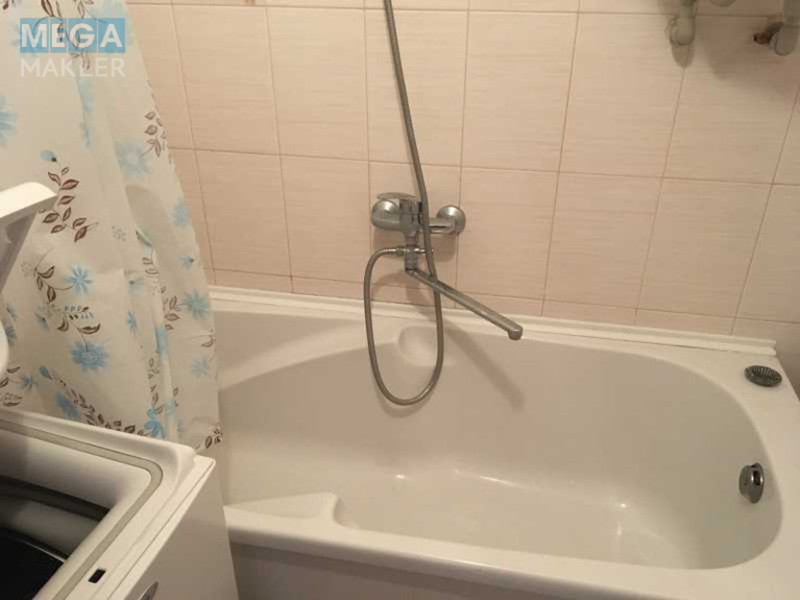 Оренда 1 кімнатної квартири, <a class="location-link" href="/odessa/" title="Недвижимость Одеса">Одеса</a>, <a class="location-link" href="/odessa/malinovskij/" title="Недвижимость Малиновський район">Малиновський р-н</a>, Дмитрич Иванова, 6 (изображение 13)