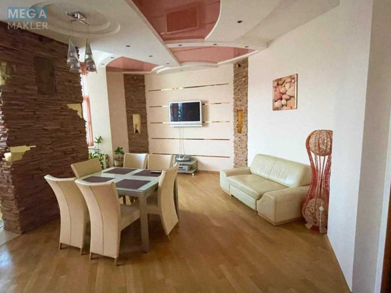 Продаж 3 кімнатної квартири (130/74/17), 13 пов. 17 пов. будинку, <a class="location-link" href="/kiev/" title="Недвижимость Київ">Київ</a>, <a class="location-link" href="/kiev/solomenskij/" title="Недвижимость Солом'янський район">Солом'янський р-н</a>, Кудряшова вул., 16 (изображение 3)