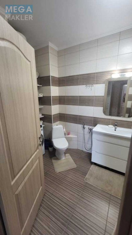 Продаж 2 кімнатної квартири (78/38/15), 9 пов. 25 пов. будинку, <a class="location-link" href="/kiev/" title="Недвижимость Київ">Київ</a>, <a class="location-link" href="/kiev/dneprovskij/" title="Недвижимость Днепровский район">Днепровский р-н</a>, Олени Пчілки вул., 6а (изображение 14)