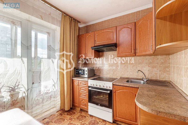 Продаж 3 кімнатної квартири (76,4/43/8,4), 7 пов. 16 пов. будинку, <a class="location-link" href="/kiev/" title="Недвижимость Київ">Київ</a>, <a class="location-link" href="/kiev/svyatoshinskij/" title="Недвижимость Святошинський район">Святошинський р-н</a>, Чистяківська вул., 11б (изображение 10)