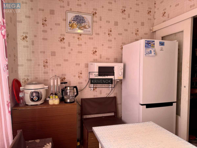 Продаж 1 кімнатної квартири (42,6/17,8/8,2), 8 пов. 16 пов. будинку, <a class="location-link" href="/kiev/" title="Недвижимость Київ">Київ</a>, <a class="location-link" href="/kiev/svyatoshinskij/" title="Недвижимость Святошинський район">Святошинський р-н</a>, Ирпенская ул., 63/5 (изображение 9)