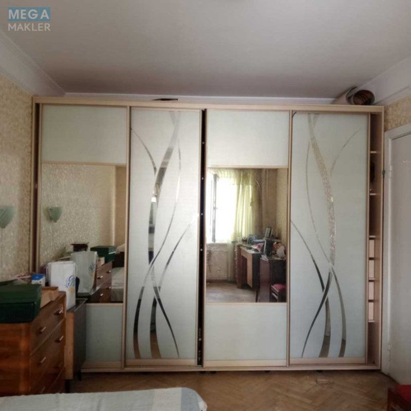 Продаж 3 кімнатної квартири (60/45/7), 4 пов. 5 пов. будинку, <a class="location-link" href="/kiev/" title="Недвижимость Київ">Київ</a>, <a class="location-link" href="/kiev/dneprovskij/" title="Недвижимость Дніпровський район">Дніпровський р-н</a>, Верховної Ради бульв., 14а (изображение 4)