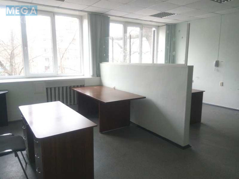 Продаж комерційної нерухомості, 82&nbsp;кв.м, <a class="location-link" href="/kiev/" title="Недвижимость Київ">Київ</a>, <a class="location-link" href="/kiev/svyatoshinskij/" title="Недвижимость Святошинський район">Святошинський р-н</a>, Верховинна вул., 87 (изображение 5)
