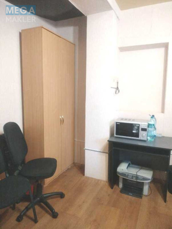Продаж комерційної нерухомості, 82&nbsp;кв.м, <a class="location-link" href="/kiev/" title="Недвижимость Київ">Київ</a>, <a class="location-link" href="/kiev/svyatoshinskij/" title="Недвижимость Святошинський район">Святошинський р-н</a>, Верховинна вул., 87 (изображение 7)