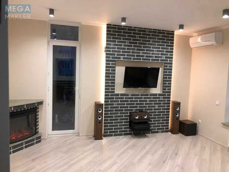 Оренда 3 кімнатної квартири, <a class="location-link" href="/kiev/" title="Недвижимость Київ">Київ</a>, <a class="location-link" href="/kiev/darnickij/" title="Недвижимость Дарницький район">Дарницький р-н</a>, Елены Пчилки ул., 7 (изображение 5)