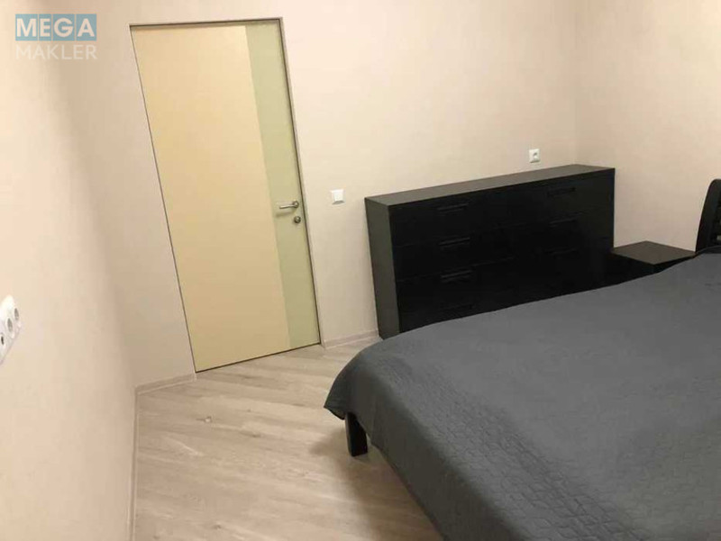 Оренда 3 кімнатної квартири, <a class="location-link" href="/kiev/" title="Недвижимость Київ">Київ</a>, <a class="location-link" href="/kiev/darnickij/" title="Недвижимость Дарницький район">Дарницький р-н</a>, Елены Пчилки ул., 7 (изображение 9)