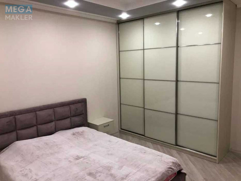 Оренда 3 кімнатної квартири, <a class="location-link" href="/kiev/" title="Недвижимость Київ">Київ</a>, <a class="location-link" href="/kiev/darnickij/" title="Недвижимость Дарницький район">Дарницький р-н</a>, Елены Пчилки ул., 7 (изображение 10)