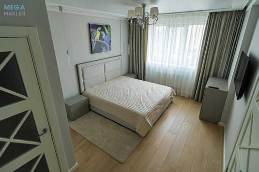 Продаж 2 кімнатної квартири (86/35/25), 14 пов. 25 пов. будинку, <a class="location-link" href="/kiev/" title="Недвижимость Київ">Київ</a>, <a class="location-link" href="/kiev/obolonskij/" title="Недвижимость Оболонський район">Оболонський р-н</a>, Оболонский просп., 26 (изображение 9)