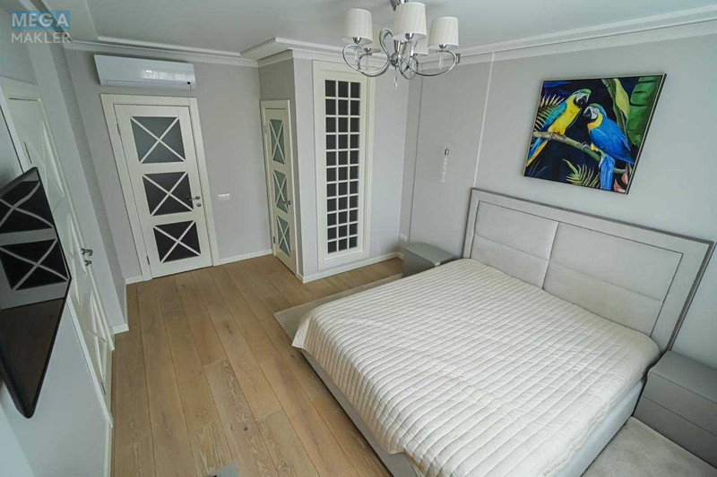 Продаж 2 кімнатної квартири (86/35/25), 14 пов. 25 пов. будинку, <a class="location-link" href="/kiev/" title="Недвижимость Київ">Київ</a>, <a class="location-link" href="/kiev/obolonskij/" title="Недвижимость Оболонський район">Оболонський р-н</a>, Оболонский просп., 26 (изображение 11)