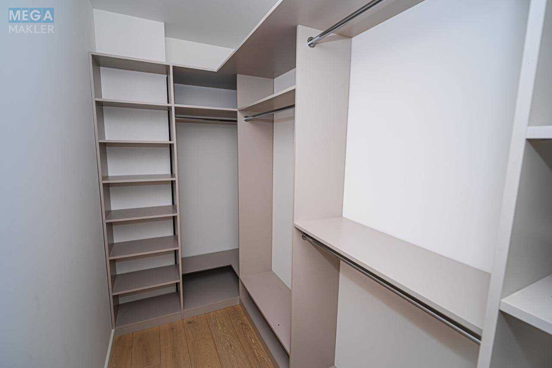 Продаж 2 кімнатної квартири (86/35/25), 14 пов. 25 пов. будинку, <a class="location-link" href="/kiev/" title="Недвижимость Київ">Київ</a>, <a class="location-link" href="/kiev/obolonskij/" title="Недвижимость Оболонський район">Оболонський р-н</a>, Оболонский просп., 26 (изображение 15)