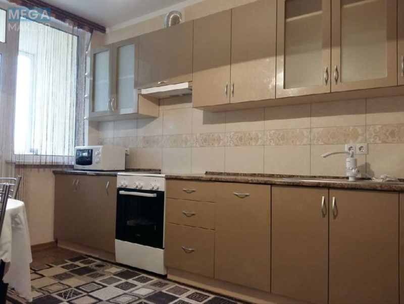 Оренда 2 кімнатної квартири, <a class="location-link" href="/kiev/" title="Недвижимость Київ">Київ</a>, <a class="location-link" href="/kiev/goloseevskij/" title="Недвижимость Голосіївський район">Голосіївський р-н</a>, Маршала Конєва вул., 10/1 (изображение 5)