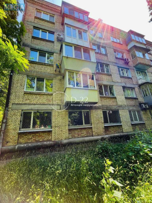 Продаж 2 кімнатної квартири (46/31/7), 2 пов. 5 пов. будинку, <a class="location-link" href="/kiev/" title="Недвижимость Київ">Київ</a>, <a class="location-link" href="/kiev/pecherskij/" title="Недвижимость Печерський район">Печерський р-н</a>, Михайла Бойчука вулиця, 18Б (изображение 10)