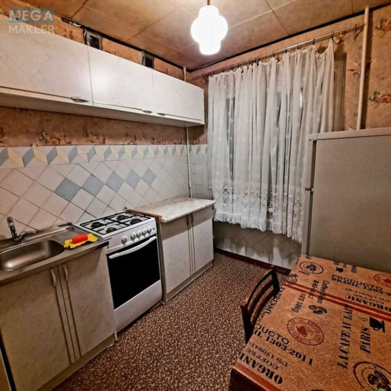 Оренда 1 кімнатної квартири, <a class="location-link" href="/odessa/" title="Недвижимость Одеса">Одеса</a>, <a class="location-link" href="/odessa/suvorovskij/" title="Недвижимость Суворовський район">Суворовський р-н</a>, Бочарова, 8 (изображение 6)