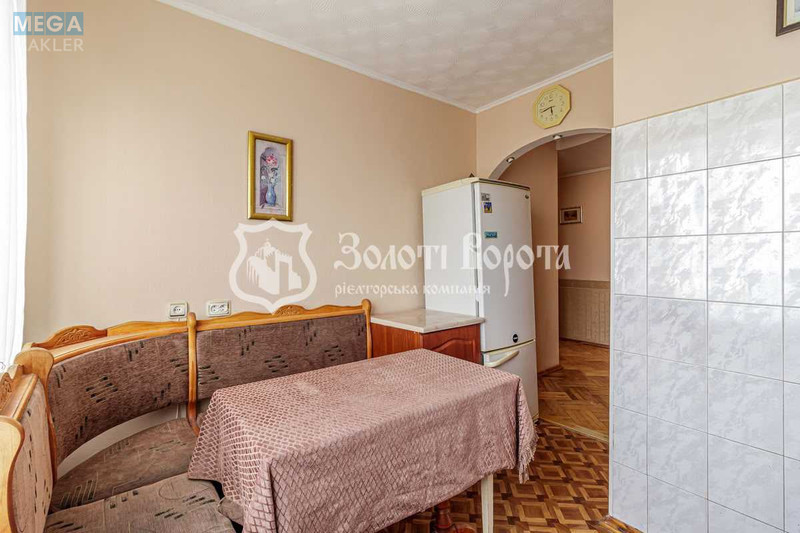 Продаж 3 кімнатної квартири (63,5/45/7,5), 9 пов. 9 пов. будинку, <a class="location-link" href="/kiev/" title="Недвижимость Київ">Київ</a>, <a class="location-link" href="/kiev/svyatoshinskij/" title="Недвижимость Святошинський район">Святошинський р-н</a>, Якуба Коласа вул., 6 (изображение 12)