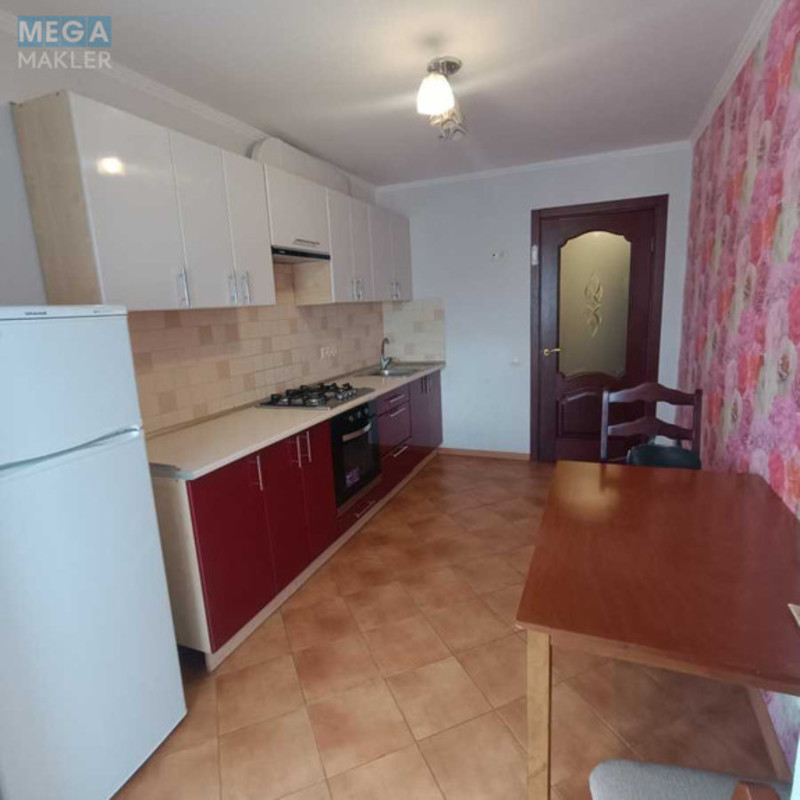 Оренда 1 кімнатної квартири, <a class="location-link" href="/kiev/" title="Недвижимость Київ">Київ</a>, <a class="location-link" href="/kiev/svyatoshinskij/" title="Недвижимость Святошинський район">Святошинський р-н</a>, Зодчих вул., 70 (изображение 3)