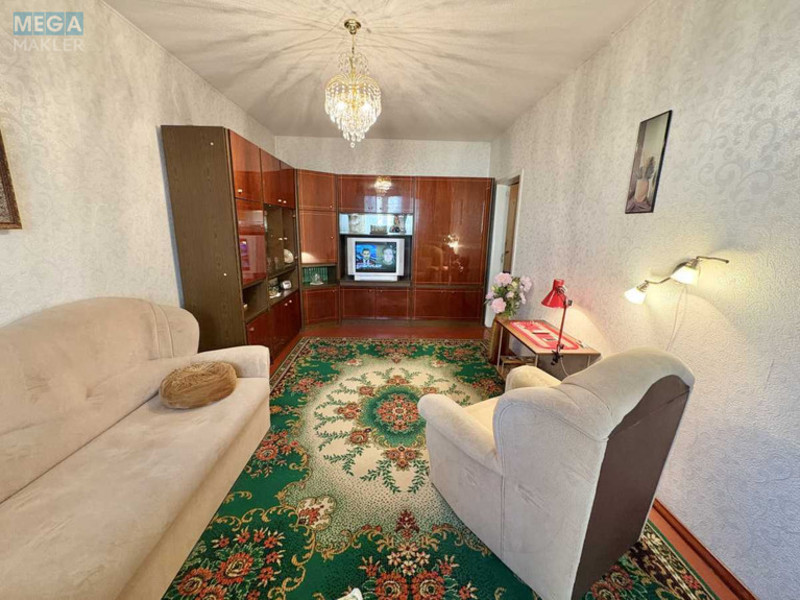 Продаж 3 кімнатної квартири (73/43/8,5), 4 пов. 16 пов. будинку, <a class="location-link" href="/kiev/" title="Недвижимость Київ">Київ</a>, <a class="location-link" href="/kiev/darnickij/" title="Недвижимость Дарницкий район">Дарницкий р-н</a>, Ревуцького вул. (изображение 5)