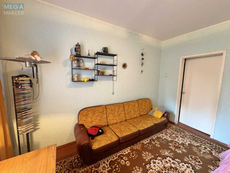 Продаж 3 кімнатної квартири (73/43/8,5), 4 пов. 16 пов. будинку, <a class="location-link" href="/kiev/" title="Недвижимость Київ">Київ</a>, <a class="location-link" href="/kiev/darnickij/" title="Недвижимость Дарницкий район">Дарницкий р-н</a>, Ревуцького вул. (изображение 12)