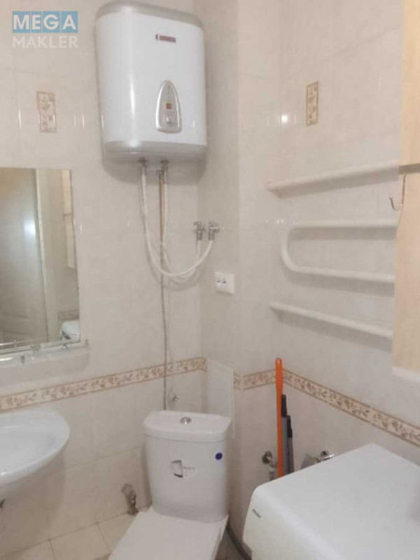 Оренда 1 кімнатної квартири, <a class="location-link" href="/kiev/" title="Недвижимость Київ">Київ</a>, <a class="location-link" href="/kiev/podolskij/" title="Недвижимость Подільський район">Подільський р-н</a>, Нижнеюрковская ул., 4 (изображение 6)