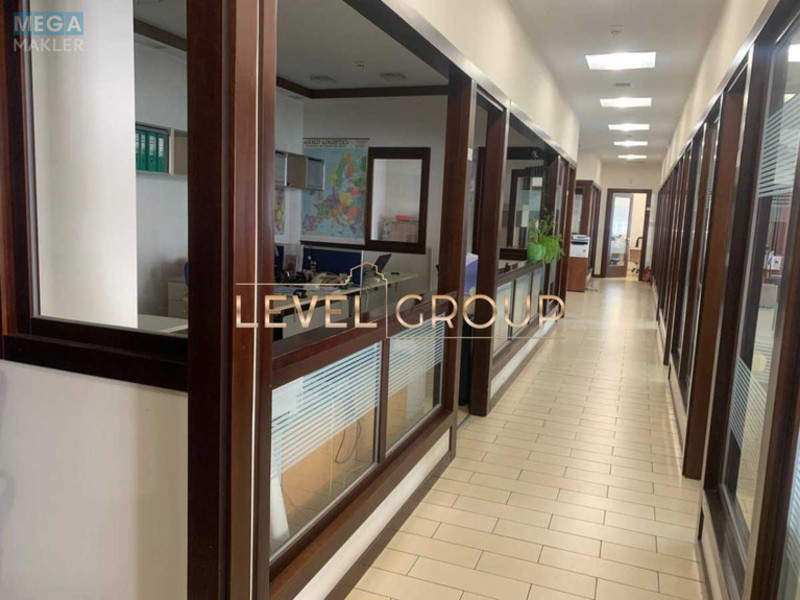 Продаж комерційної нерухомості, 488 кв.м, под офис, <a class="location-link" href="/kiev/" title="Недвижимость Київ">Київ</a>, <a class="location-link" href="/kiev/goloseevskij/" title="Недвижимость Голосіївський район">Голосіївський р-н</a>, Академика Заболотного ул., 150 (изображение 9)