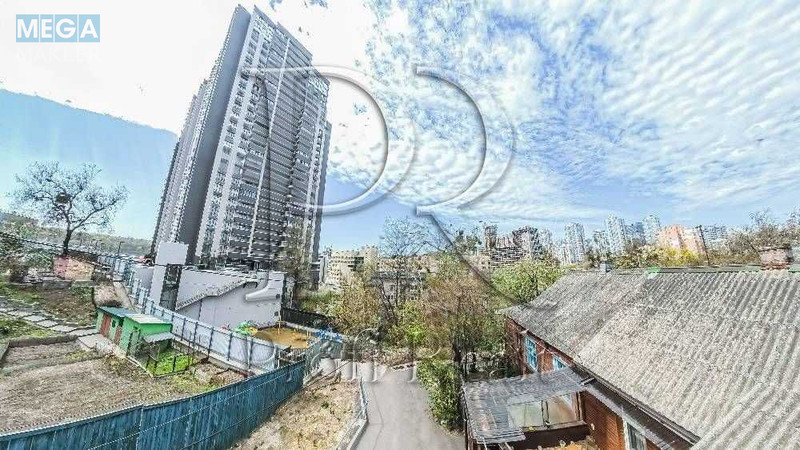 Продаж дома, 1 поверх, 70 кв.м, 3 кімнати, ділянка 5 соток, <a class="location-link" href="/kiev/" title="Недвижимость Київ">Київ</a>, <a class="location-link" href="/kiev/pecherskij/" title="Недвижимость Печерський район">Печерський р-н</a>, Ясеневий пров. (изображение 2)