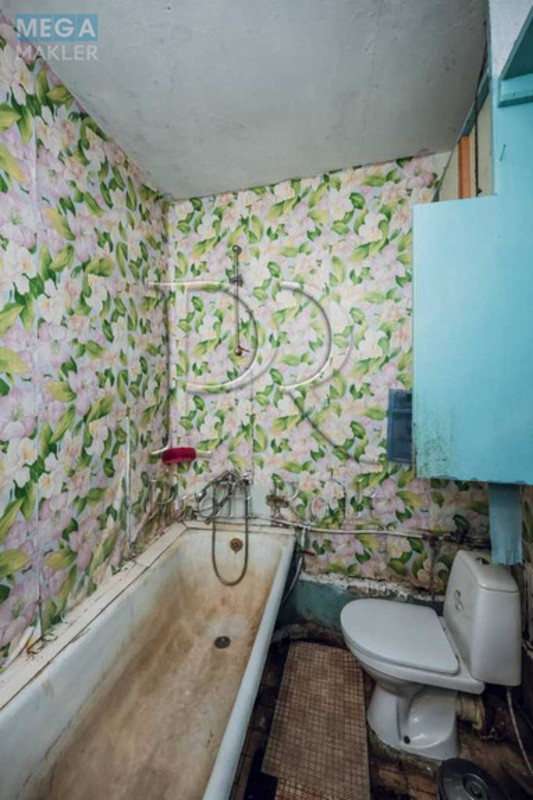 Продаж дома, 1 поверх, 70 кв.м, 3 кімнати, ділянка 5 соток, <a class="location-link" href="/kiev/" title="Недвижимость Київ">Київ</a>, <a class="location-link" href="/kiev/pecherskij/" title="Недвижимость Печерський район">Печерський р-н</a>, Ясеневий пров. (изображение 9)