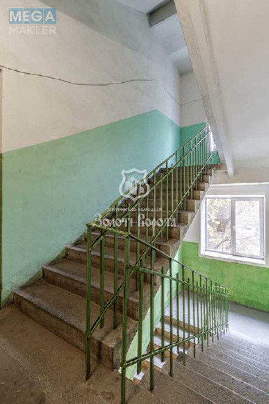 Продаж 3 кімнатної квартири (87,5/55/16), 3 пов. 4 пов. будинку, <a class="location-link" href="/kiev/" title="Недвижимость Київ">Київ</a>, <a class="location-link" href="/kiev/podolskij/" title="Недвижимость Подільський район">Подільський р-н</a>, Сирецька вул., 30/1 (изображение 2)