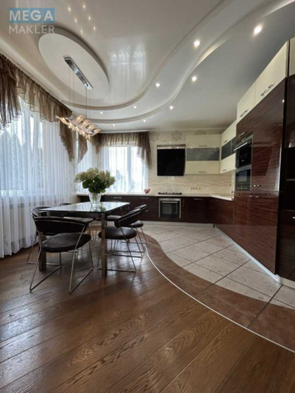 Продаж дома, 2 поверху, 289 кв.м, 6 кімнат, ділянка 5 соток, <a class="location-link" href="/brovary/" title="Недвижимость Бровари">Бровари</a>, злагоди, 1 (изображение 6)