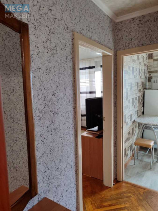 Оренда 1 кімнатної квартири, <a class="location-link" href="/kiev/" title="Недвижимость Київ">Київ</a>, <a class="location-link" href="/kiev/darnickij/" title="Недвижимость Дарницкий район">Дарницкий р-н</a>, Академіка Стражеска вул., 11 (изображение 19)