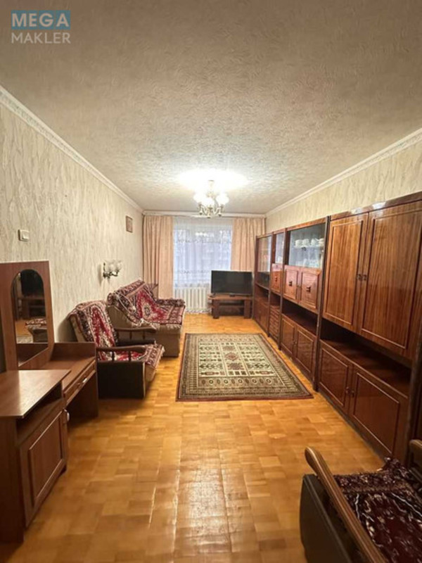 Оренда 2 кімнатної квартири, <a class="location-link" href="/kiev/" title="Недвижимость Київ">Київ</a>, <a class="location-link" href="/kiev/dneprovskij/" title="Недвижимость Дніпровський район">Дніпровський р-н</a>, Дарницкий бульв., 4 (изображение 2)