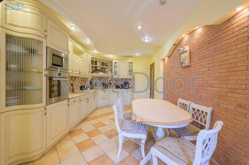 Продаж 3 кімнатної квартири (140,2/79,2/16), 8 пов. 17 пов. будинку, <a class="location-link" href="/kiev/" title="Недвижимость Київ">Київ</a>, <a class="location-link" href="/kiev/dneprovskij/" title="Недвижимость Днепровский район">Днепровский р-н</a>, Степана Руданського вул., 4-6 (изображение 2)