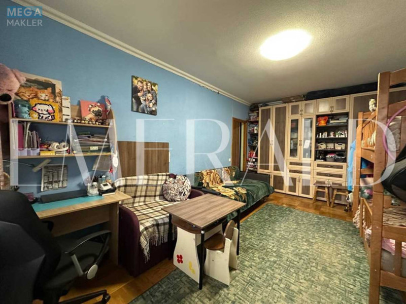 Продаж 2 кімнатної квартири (51,1/30,6/7,9), 4 пов. 9 пов. будинку, <a class="location-link" href="/kiev/" title="Недвижимость Київ">Київ</a>, <a class="location-link" href="/kiev/desnyanskij/" title="Недвижимость Деснянський район">Деснянський р-н</a>, Владимира Маяковского просп., 8 (изображение 3)