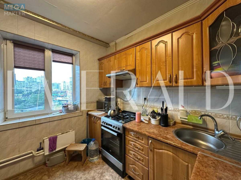 Продаж 2 кімнатної квартири (51,1/30,6/7,9), 4 пов. 9 пов. будинку, <a class="location-link" href="/kiev/" title="Недвижимость Київ">Київ</a>, <a class="location-link" href="/kiev/desnyanskij/" title="Недвижимость Деснянський район">Деснянський р-н</a>, Владимира Маяковского просп., 8 (изображение 5)