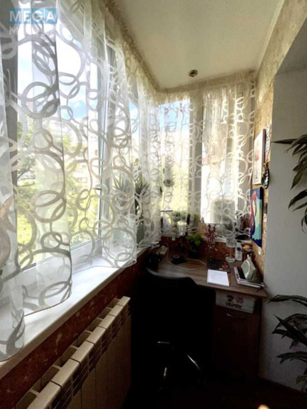 Оренда 1 кімнатної квартири, <a class="location-link" href="/kiev/" title="Недвижимость Київ">Київ</a>, <a class="location-link" href="/kiev/darnickij/" title="Недвижимость Дарницький район">Дарницький р-н</a>, Новодарницька вул., 32 (изображение 11)