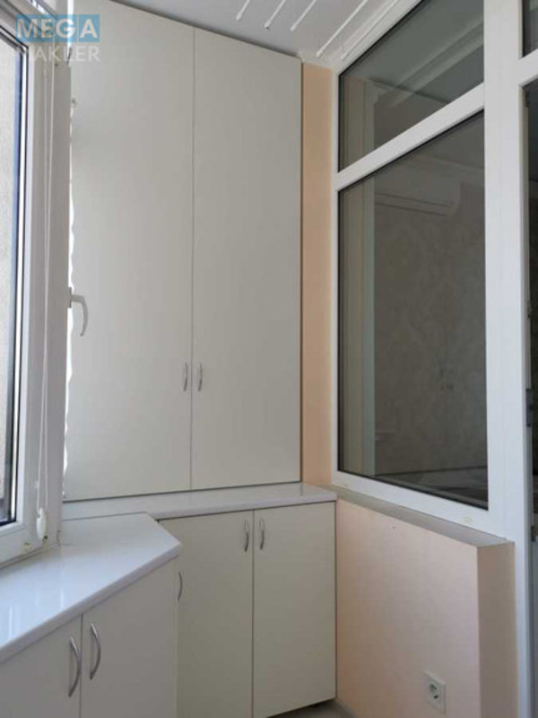 Оренда 1 кімнатної квартири, <a class="location-link" href="/kiev/" title="Недвижимость Київ">Київ</a>, <a class="location-link" href="/kiev/shevchenkovskij/" title="Недвижимость Шевченківський район">Шевченківський р-н</a>, Сікорського вул., 4б (изображение 7)