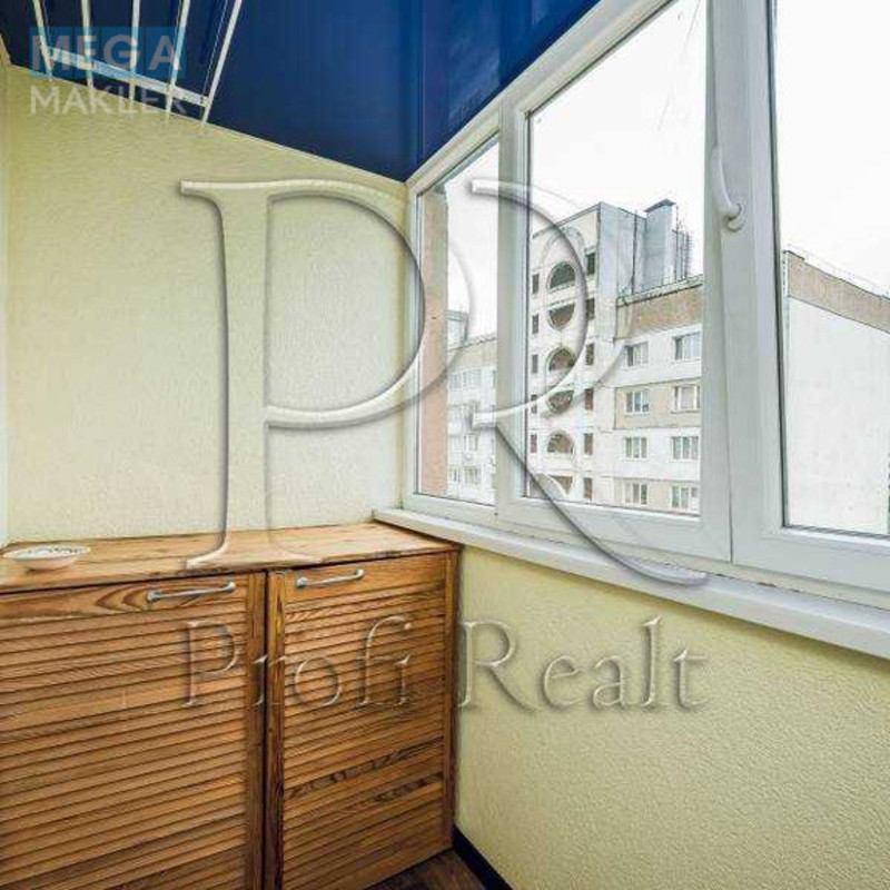 Продаж 3 кімнатної квартири (72/42/8), 15 пов. 16 пов. будинку, <a class="location-link" href="/kiev/" title="Недвижимость Київ">Київ</a>, <a class="location-link" href="/kiev/solomenskij/" title="Недвижимость Солом'янський район">Солом'янський р-н</a>, Гетьмана Вадима вулиця, 42 (изображение 17)
