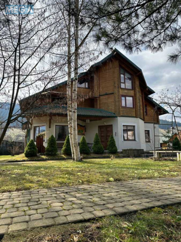 Продаж дома, 2 поверху, 425 кв.м, 6 кімнат, ділянка 16 соток, <a class="location-link" href="/verhovina/" title="Недвижимость Верховина">Верховина</a>, Гушевського (изображение 2)