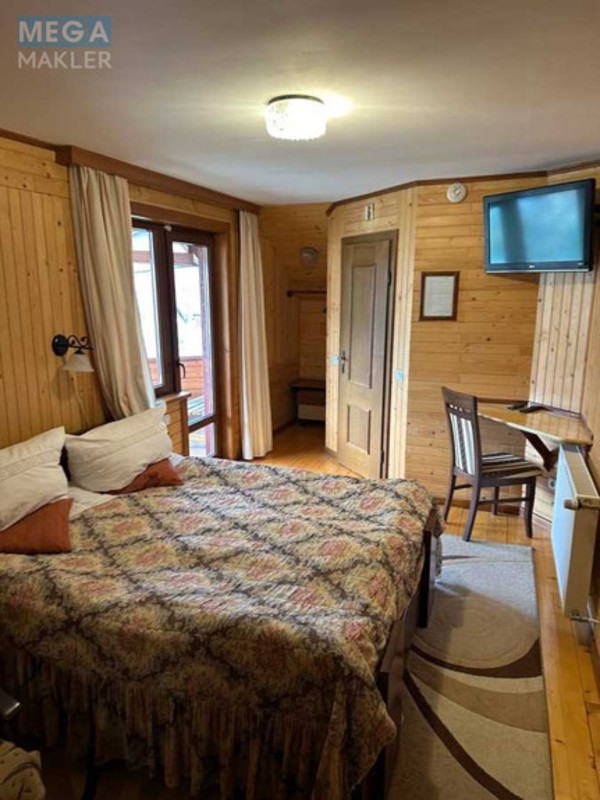 Продаж дома, 2 поверху, 425 кв.м, 6 кімнат, ділянка 16 соток, <a class="location-link" href="/verhovina/" title="Недвижимость Верховина">Верховина</a>, Гушевського (изображение 14)